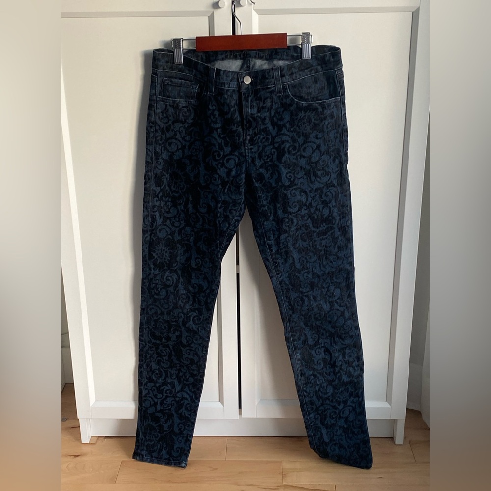 J Brand Blue Straight Leg Jeans with Vintage Wash